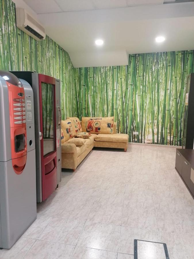 Albergue El Templarin 蓬费拉达 外观 照片