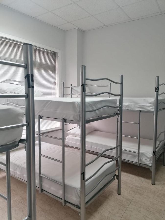 Albergue El Templarin 蓬费拉达 外观 照片